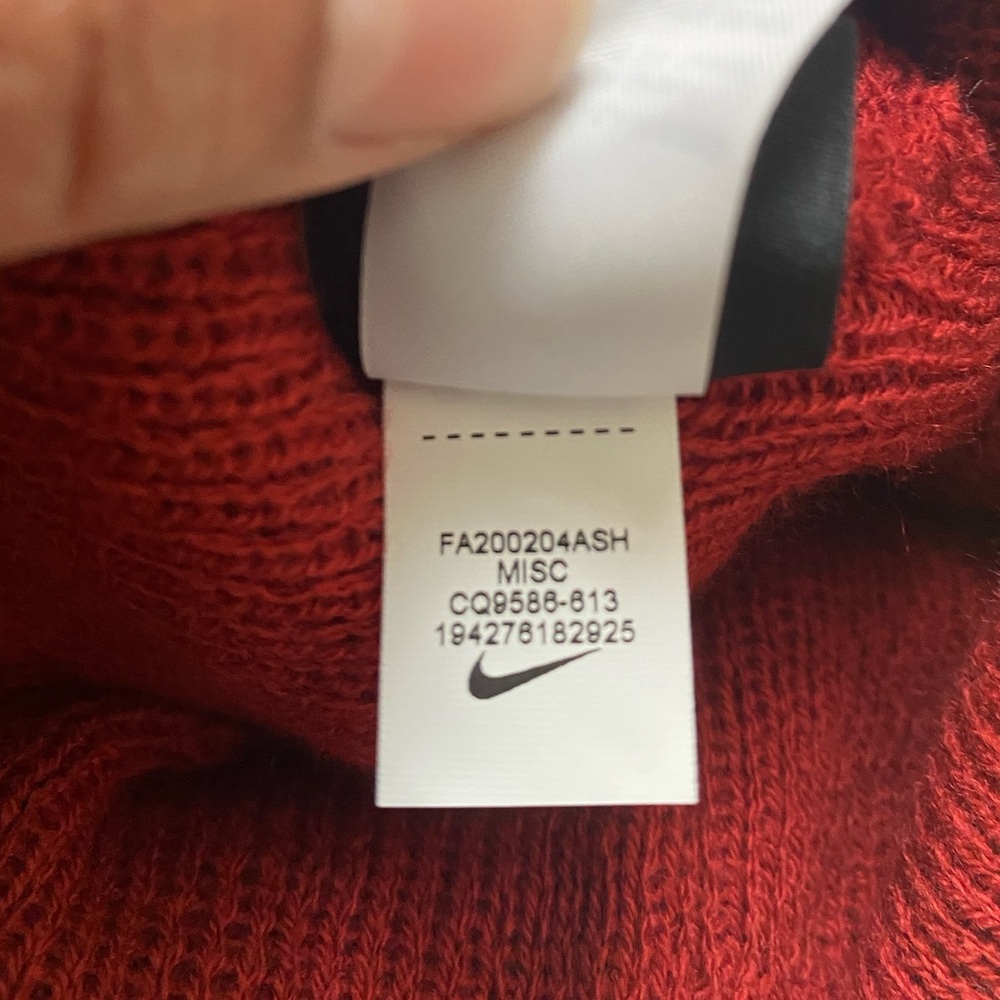 STANFORD NIKE | Cardinal Knit Cuffed Beanie - Picture 5 of 7